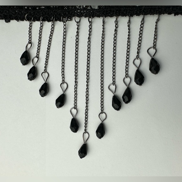 Black goth choker necklace Victorian vampire witch gothic punk alt lace tear y2k - Picture 2 of 3